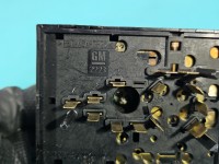 Przełącznik włącznik świateł Opel Astra II G 90561383