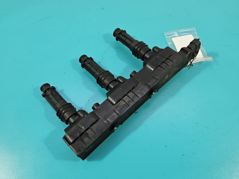 Cewka zapłonowa Opel Corsa C 1.0 12V Producent części: OPEL, Europejska, MAGNETI MARELLI 5PIN