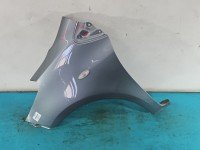 Błotnik przód lewy Toyota Yaris II srebrny