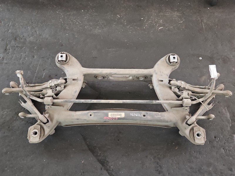 Tylna belka oś tył Mercedes W213 2.0 CDI Tylna belka oś tył Mercedes W213 2.0 CDI