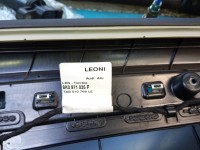 Zamek przód lewy Fiat Bravo II EUROPA Producent części: FIAT, Europejska, Uszkodzony plastik na lince. 5PIN