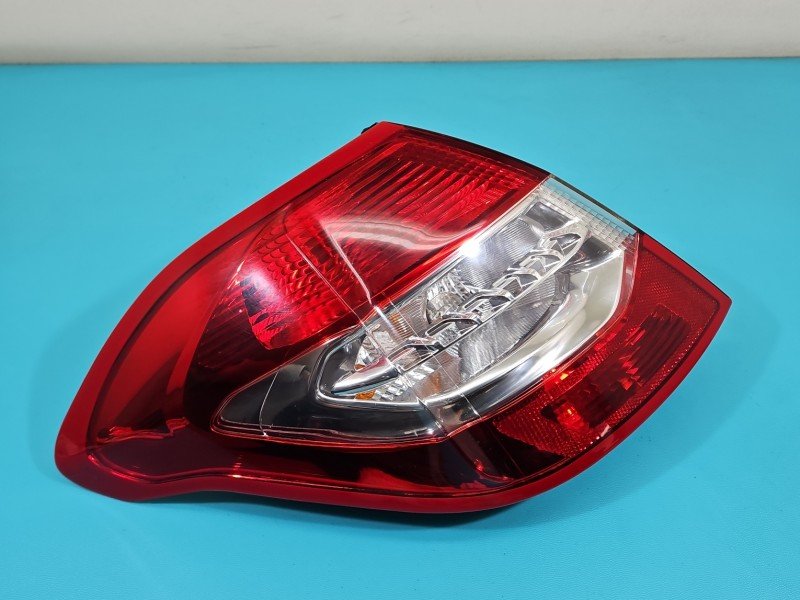 Lampa tył lewa CITROEN, Z BŁOTNIKA 10-15 Citroen C4 II HB