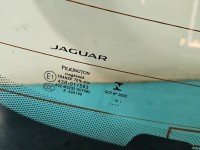 Szyba tylna Jaguar XE sedan tył
