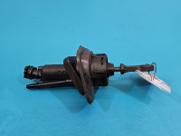 Pompka sprzęgłowa VOLVO V70 III 2.0 D4 T241122