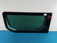 Szyba karoseryjna tył lewa Renault Trafic III HB