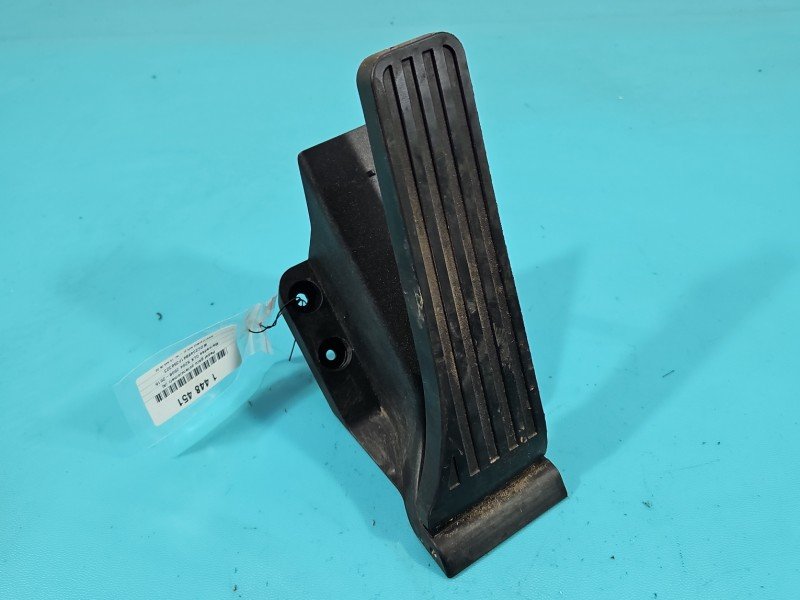 Pedał gazu potencjometr Mercedes GLK X204 08- A2043000304 2,2.0 CDI Pedał gazu potencjometr Mercedes GLK X204 08- A2043000304 2,2.0 CDI