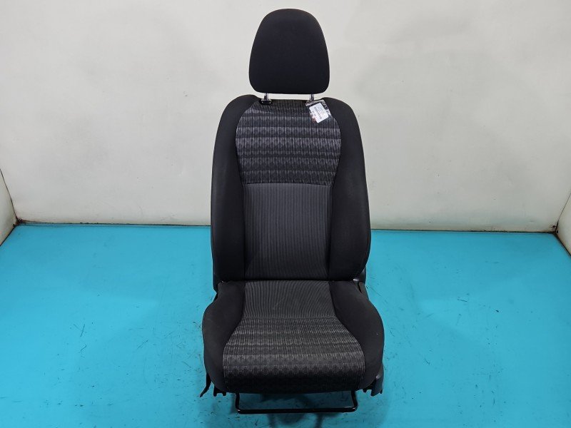 Fotel lewy przód kierowcy Toyota Yaris III EU 5d