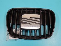 Atrapa grill Seat Arosa