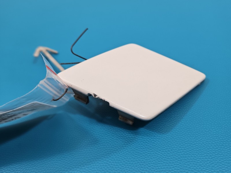 Zaślepka kratka zderzaka prawa atrapa Vw Tiguan I 07- 5N0807241