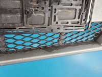 Zderzak przód Mercedes W211 srebrny 744