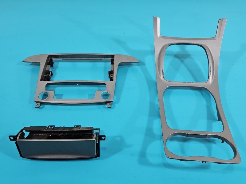 Listwa listwy dekory dekor deski Ford S-max I MK1 eu Listwa listwy dekory dekor deski Ford S-max I MK1 eu