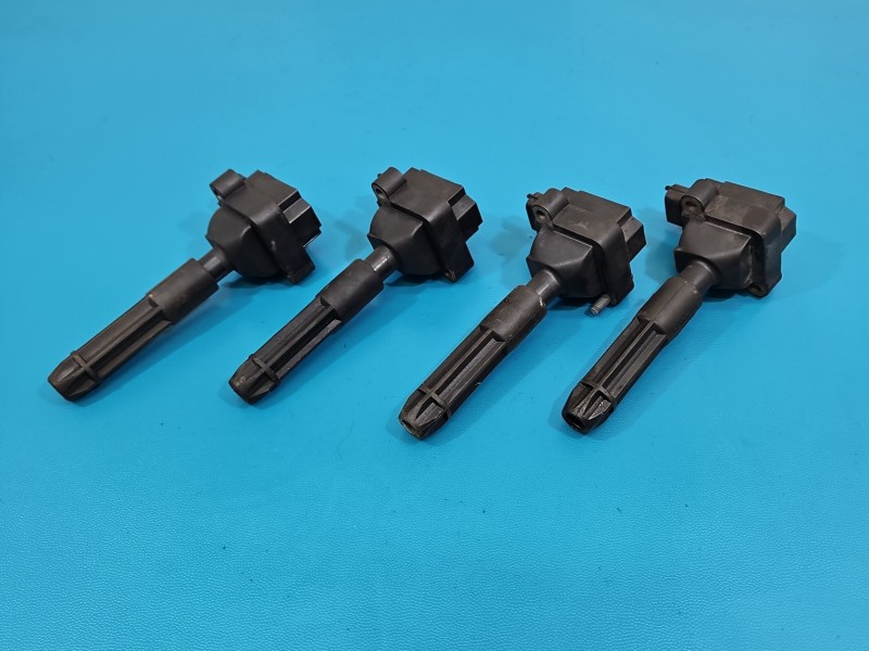 Cewka zapłonowa Mercedes W203 2.0 kompressor 4x szt Beru 0040100080