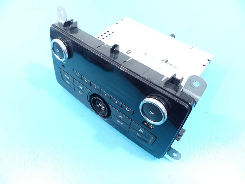 Radio fabryczne Renault Clio IV 12-19 281158838R