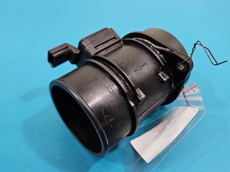 Przepływomierz Nissan Juke I F15 10-19 1.5 dci K9K 4pin 5WK97021, 8200682558, 8200702517