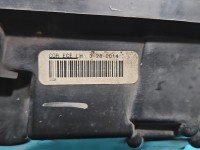 Halogen lewy Tesla Model S