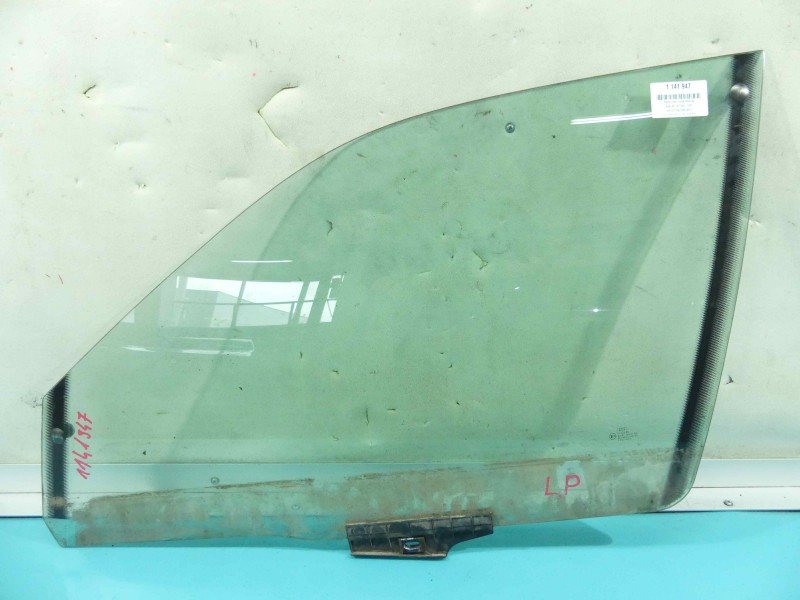 Szyba drzwi przód lewa Audi A6 C4 Szyba drzwi przód lewa Audi A6 C4