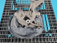 Piasta koła tył lewa zwrotnica łożysko Vw Passat B7 2.0 tdi