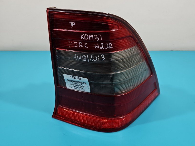 Lampa tył prawa Mercedes W202 kombi