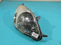 Reflektor prawy lampa przód Toyota Yaris I EUROPA