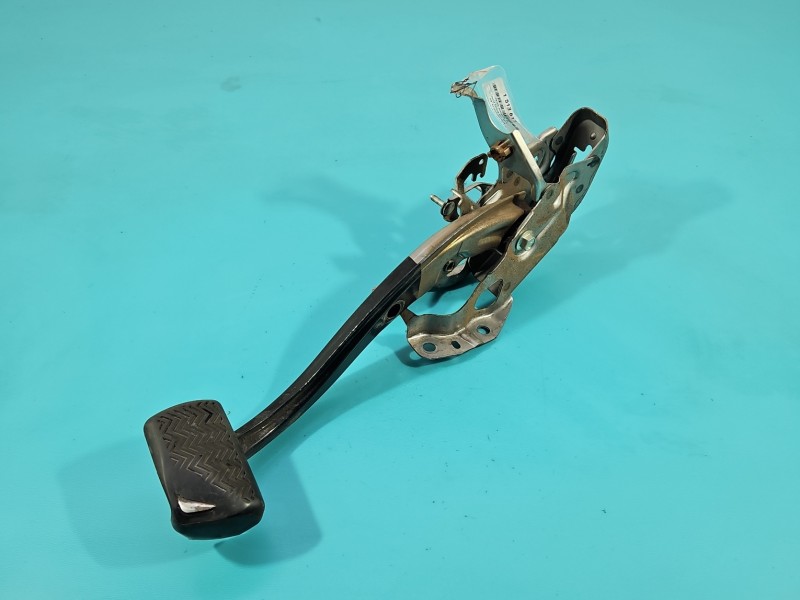 Pedał pedały Toyota Corolla E21 19- hamulca sprzęgła