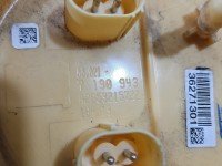 pompka Pompa paliwa BMW X1 E84 2.0d 7190943 Producent części: BMW, 2+2 pin