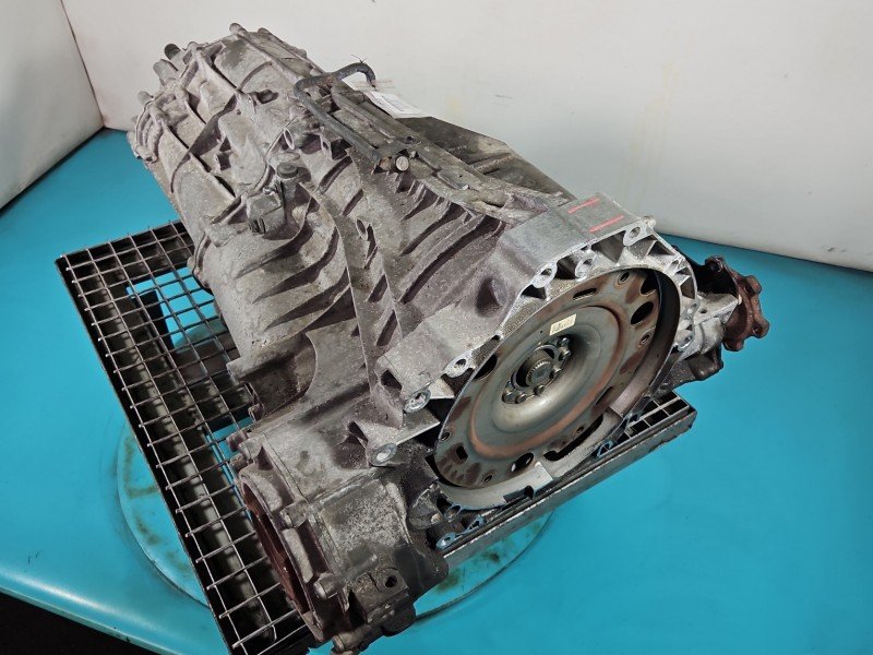 Skrzynia biegów automat Audi A7 4G 4.0 V8 TFSI (CEUC) Skrzynia biegów automat Audi A7 4G 4.0 V8 TFSI (CEUC)