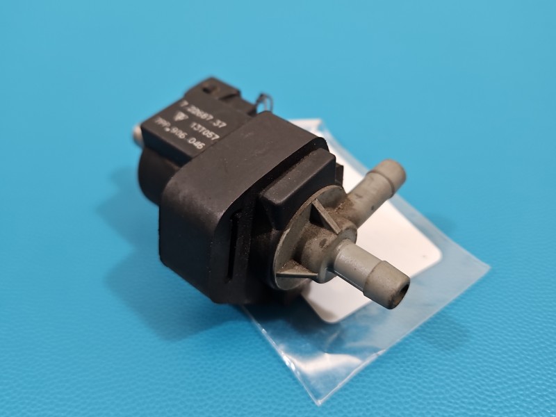 Zawór podciśnienia 7PP906046 Porsche Panamera I 970 3.0 v6 (CWD)