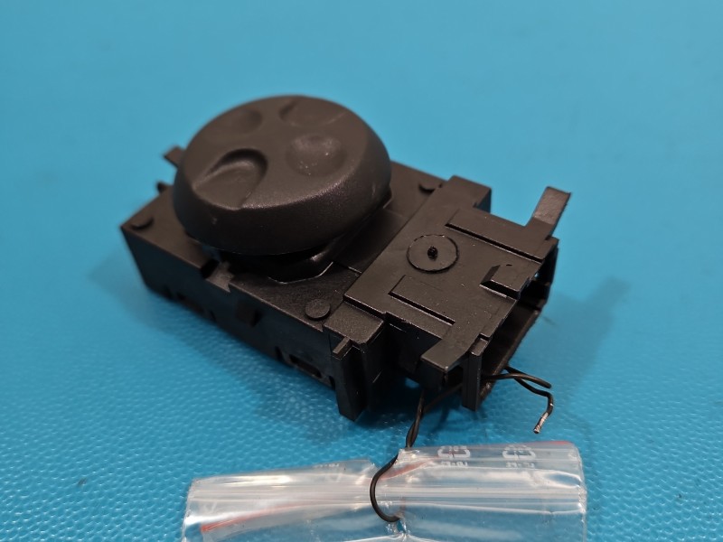 Przełącznik Producent części: OPEL, Europejska, Lp FOTELA Opel Grandland 98125344XT