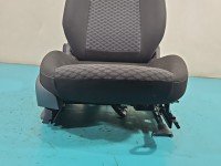 Fotel prawy przód pasażera Opel Astra V K 5d EUROPA