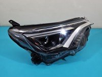 Reflektor prawy lampa przód Toyota Rav4 IV EUROPA