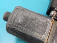 Podnośnik przód lewy Opel Astra IV J 13350757, 912048-110, 915367104 5d HB