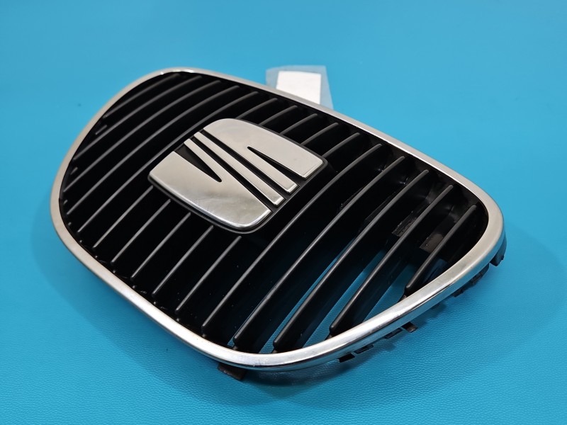 Atrapa grill Seat Ibiza III 6L 6L0853651