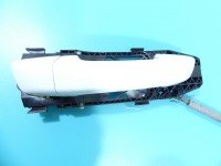 Klamka przód prawa zewnętrzna Vw Touareg II 10- 5N0837117D biały LC9A
