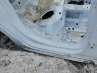 Próg prawy SŁUPEK ŚRODKOWY B Audi A4 B9 sedan 4d LS9R