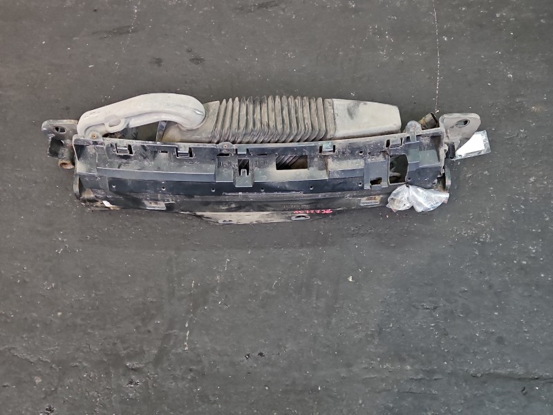 Hak holowniczy bmw F30