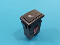 Przełącznik Podgrzewania fotela lewy przód Suzuki Swift Mk8 SP241-202