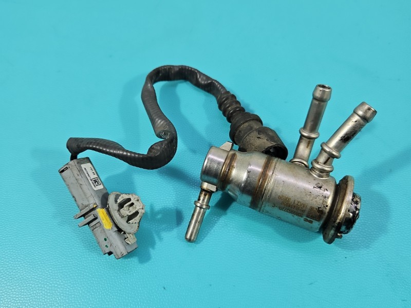 Wtryskiwacz listwa wtryskowa 208995377R Renault Express 1.5 dci 95KM