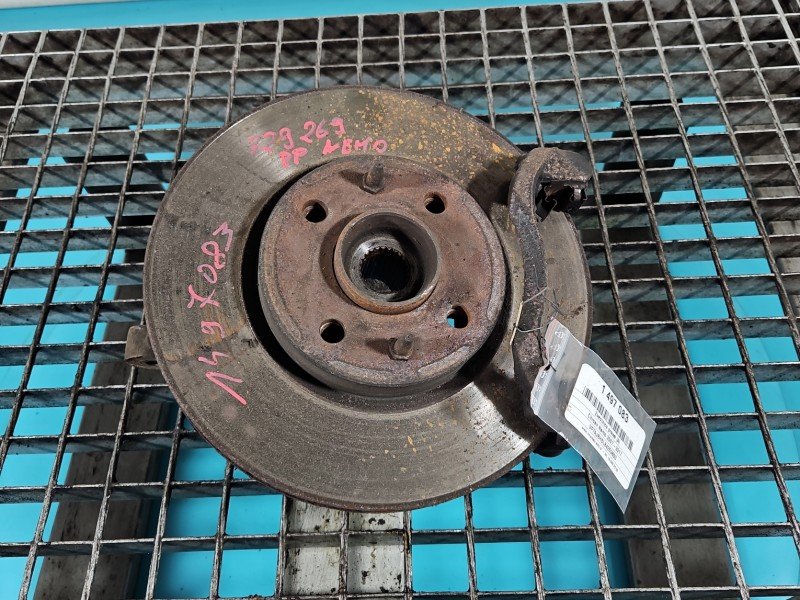 Zwrotnica prawa piasta przód 1.4 hdi Citroen Nemo Zwrotnica prawa piasta przód 1.4 hdi Citroen Nemo