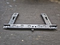 WÓZEK KOŁYSKA TRAWERS Sanki Belka silnika Renault Clio III 1.5 dci (K9K)