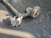 Tylna belka oś tył Renault Express 1.5 dci