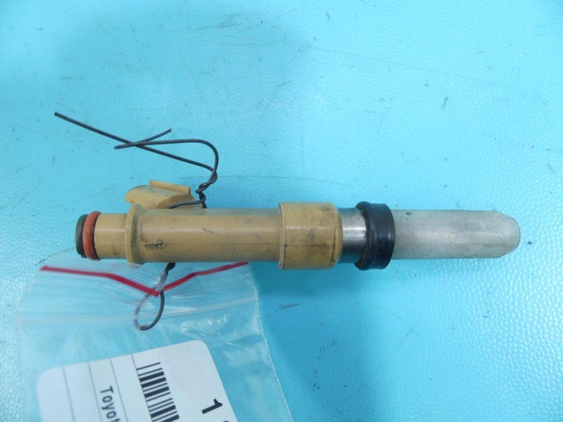 TESTOWANY Wtryskiwacz Toyota Corolla E16 E18 13- 23250-0T030 1.6 16v