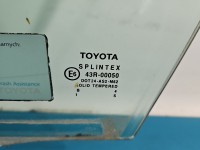 Szyba drzwi przód lewa KIEROWCY Toyota Avensis II T25 KOMBI kombi