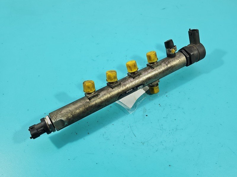 Listwa wtryskowa CZUJNIKI Fiat Croma II 0445214057 1.9 jtd
