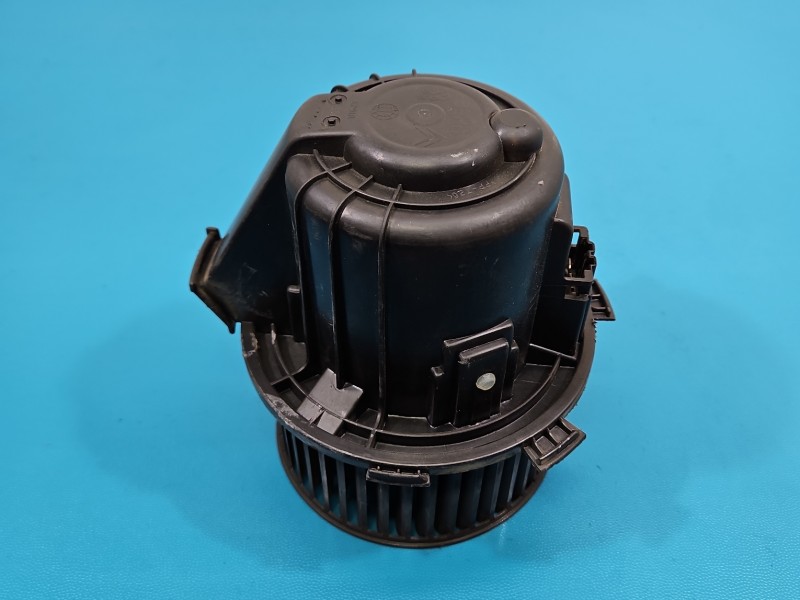 Dmuchawa nawiewu wentylator Citroen C5 II X7 europa L5771000