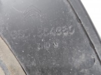 Listwa błotnika tył prawa Citroen C4 Cactus 14-20 9801554380