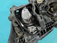 Reflektor prawy lampa przód Toyota Avensis II T25 EUROPA