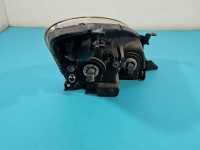 Reflektor lewy lampa przód Toyota Corolla Verso II EUROPA