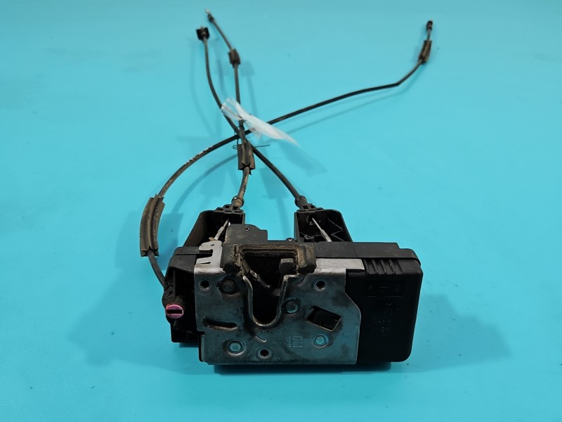 Zamek tył prawy 13157757 Opel Combo C Producent części: OPEL, 3 pin