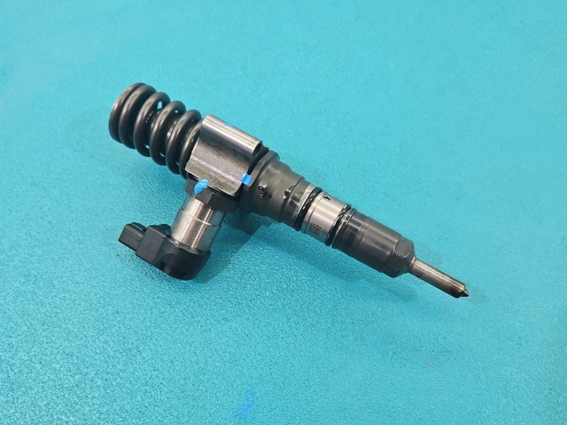 testowany Pompowtryskiwacz 03G130073S 2.0 tdi