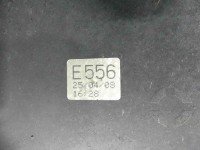 Błotnik przód prawy Peugeot 308 I T7 czarny KTGA